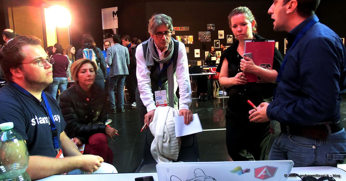 Hackathon | The Big Hack of Maker Faire Roma 2015 - la giuria ascolta la nostra idea