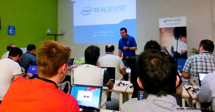 Andrea Millozzi blog - Intel® RealSense™ 3D Hands-on Lab Roma 2015: la tecnologia del futuro è a portata di webcam - corso